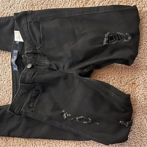 Black ripped jeans hollister